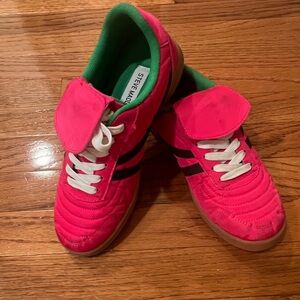 Steve Madden Fuchsia Sneakers with Black Accents